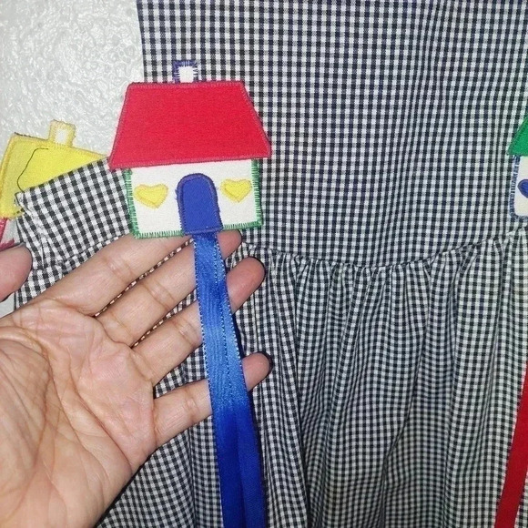 Chocolate Soup Girls Apron Style Dress Black Gingham Houses Ribbon Sz 8 Vintage - Picture 5 of 15